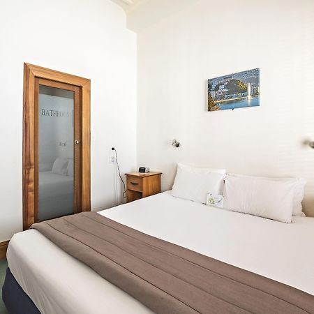 ולינגטו The Cambridge Hotel & Backpackers מראה חיצוני תמונה