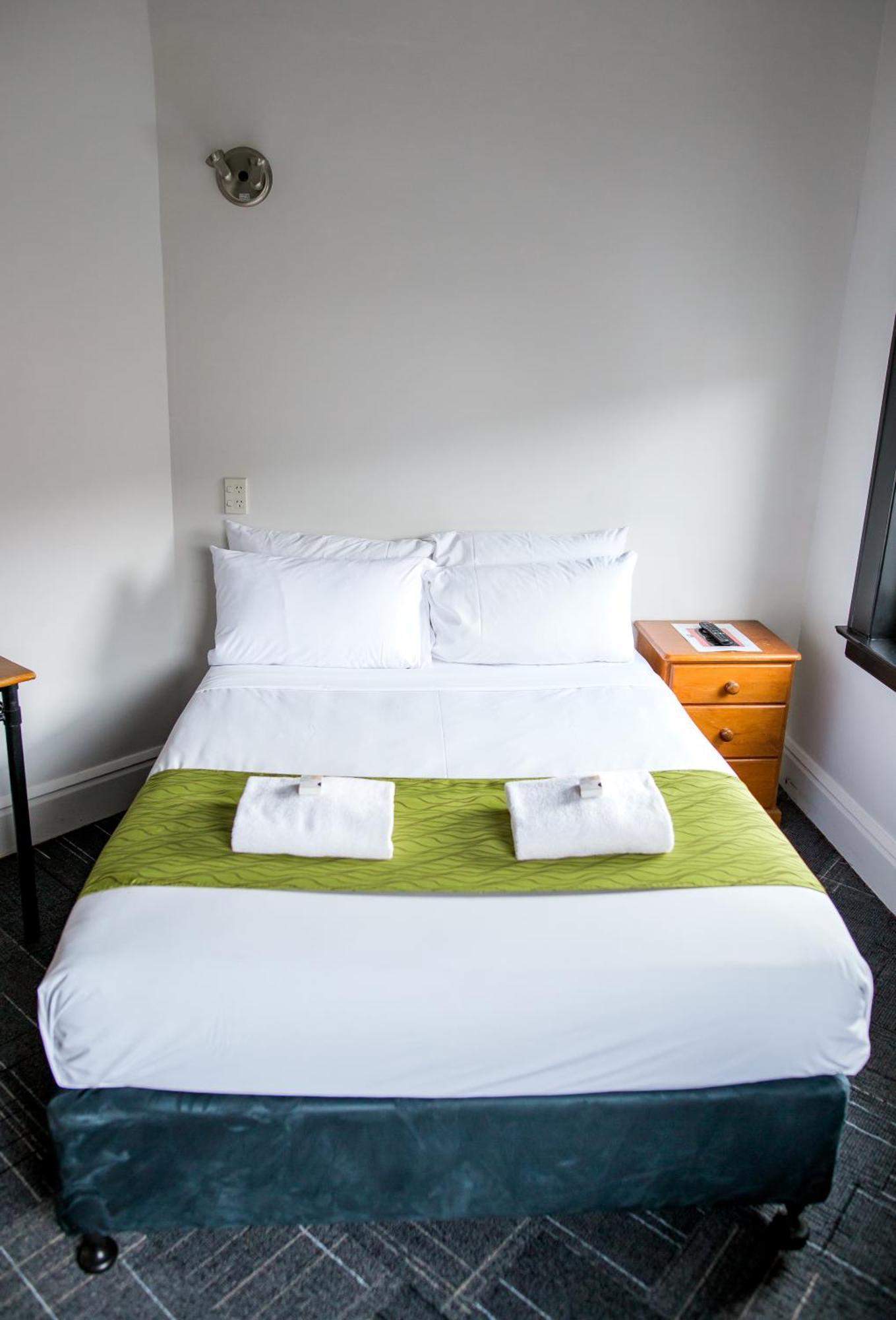 ולינגטו The Cambridge Hotel & Backpackers מראה חיצוני תמונה