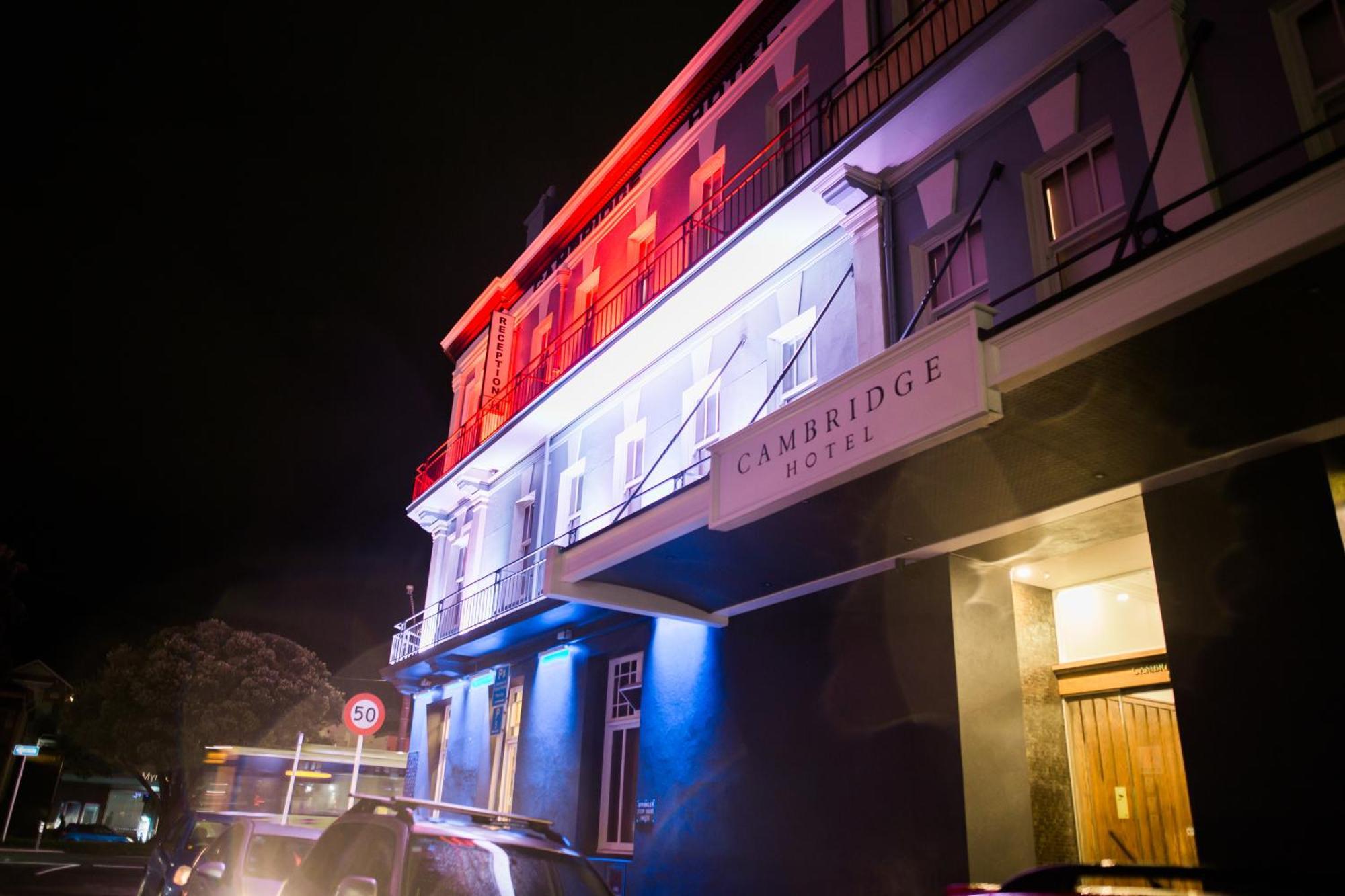 ולינגטו The Cambridge Hotel & Backpackers מראה חיצוני תמונה