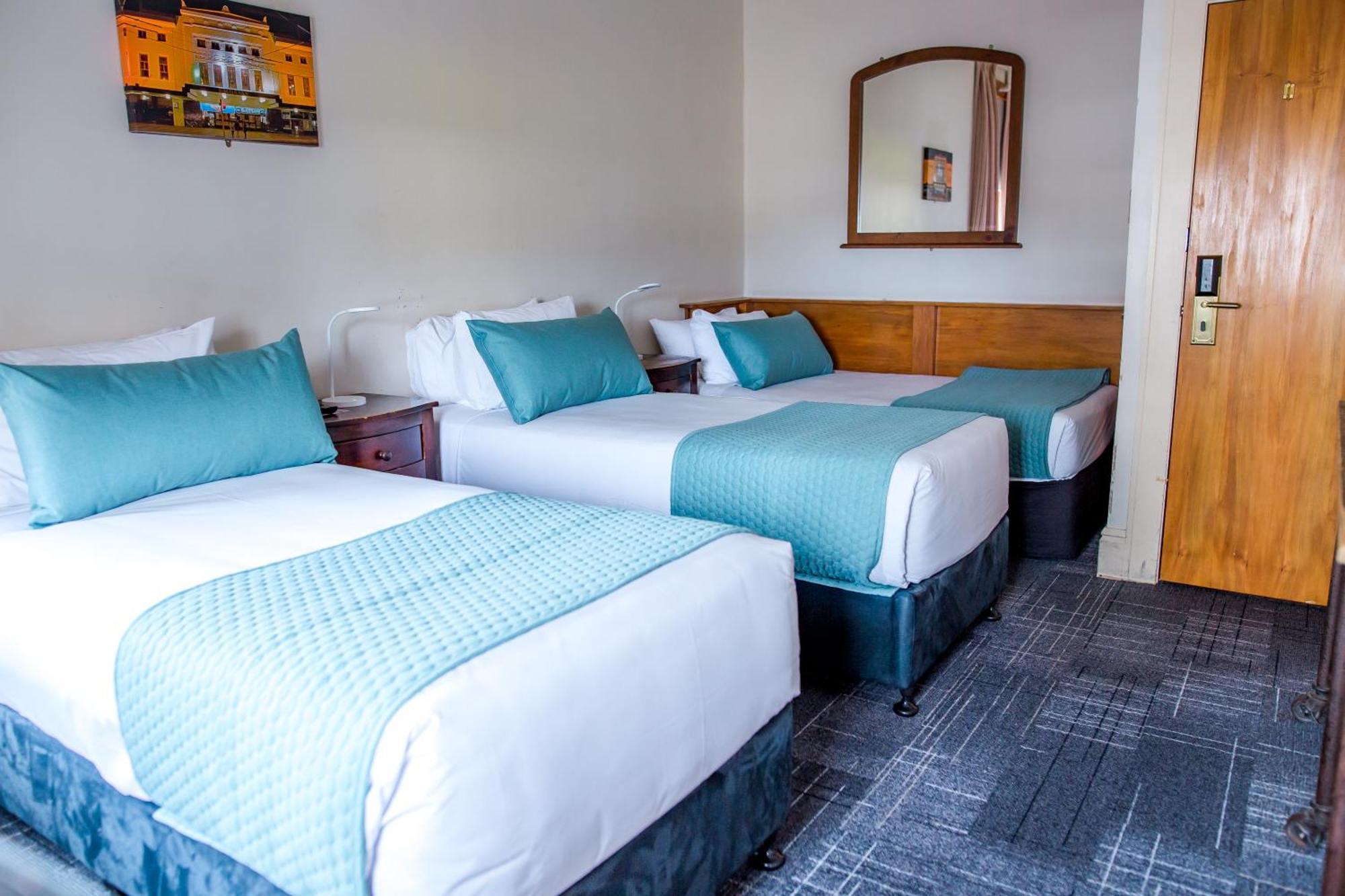 ולינגטו The Cambridge Hotel & Backpackers מראה חיצוני תמונה