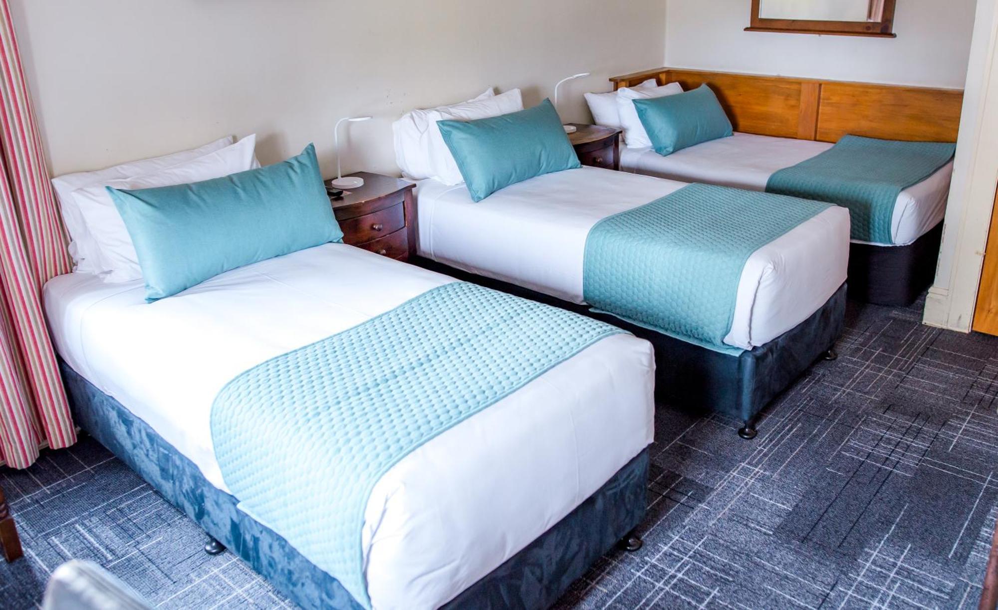 ולינגטו The Cambridge Hotel & Backpackers מראה חיצוני תמונה